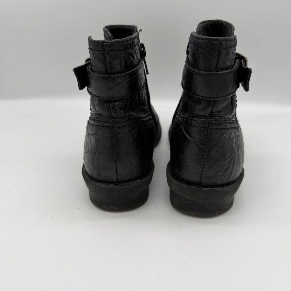 Clarks Womens Black‎ Leather Ankle Boots Side Zip Buckle Low Wedge 5.5M 39300